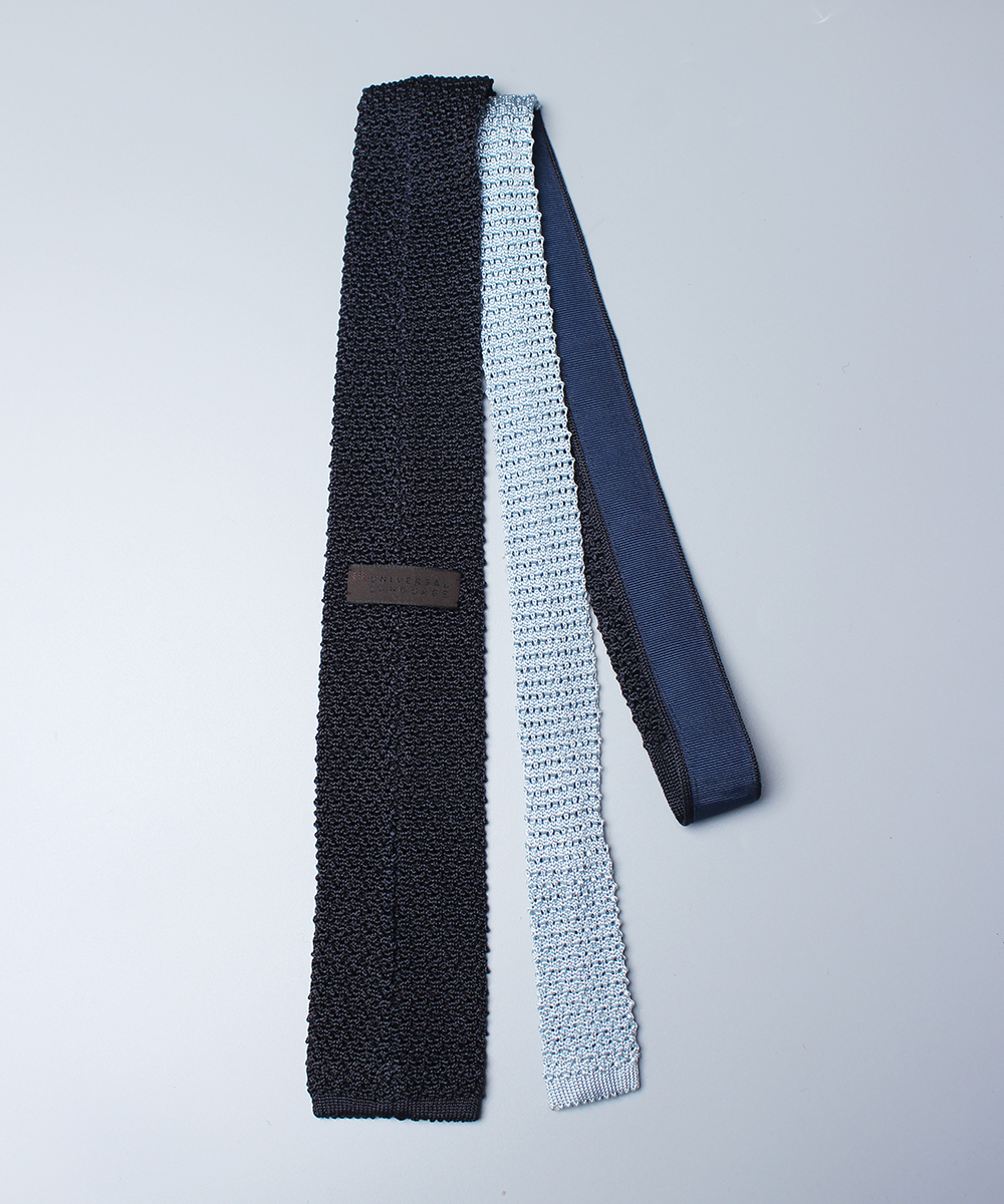 Universal Language italy knit tie